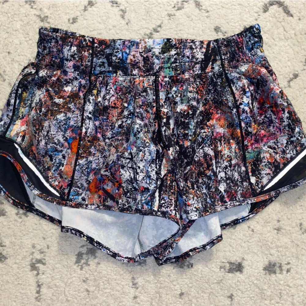 Lululemon Hotty hot shorts